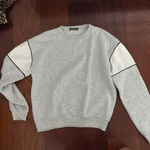 Brandy Melville Crewneck